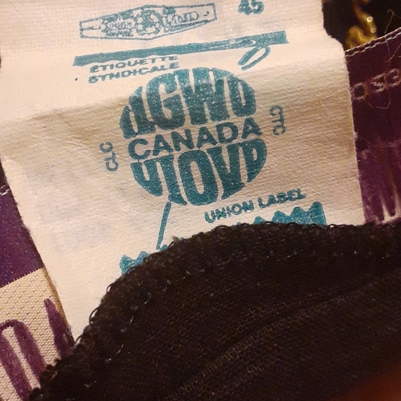 Vintage Town & Country Sweater Dress by Canadian Union Made 80's Dress - Picture 3 of 3